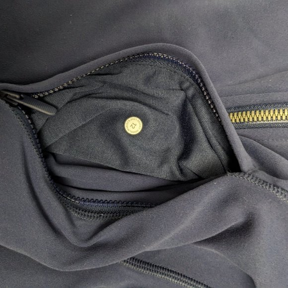 Lululemon Hooded Define Jacket Rare Size 12 - Picture 2 of 2